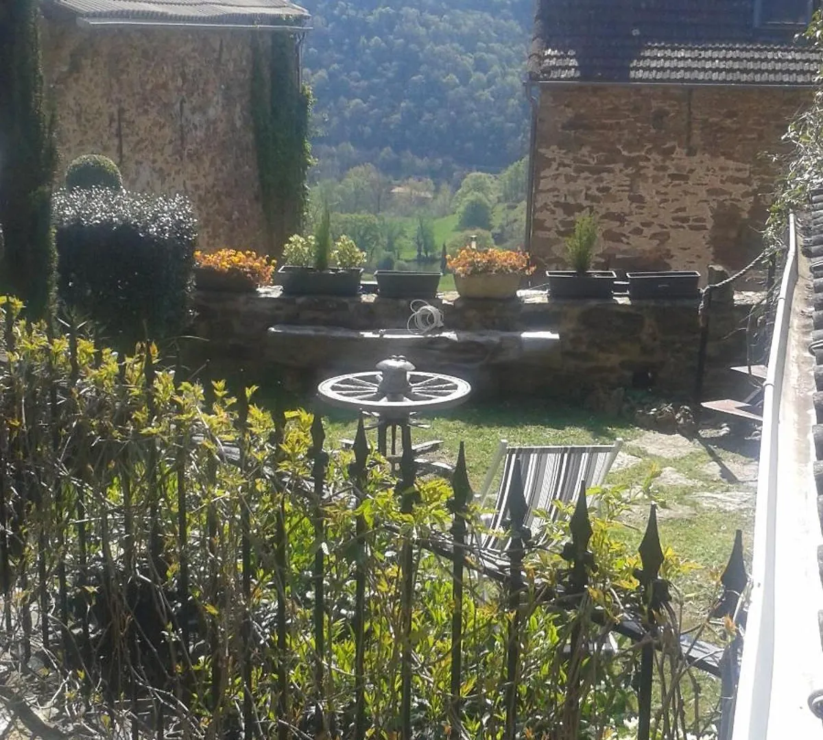 Maison De Village Chez Cathy Bor-et-Bar Vakantiehuis